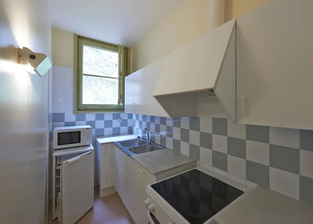 Apartamentos Montserrat Abat Marcet España