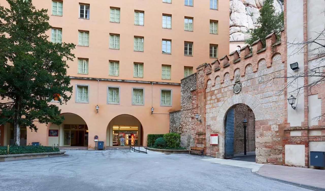 Apartamentos Montserrat Abat Marcet Apartment
