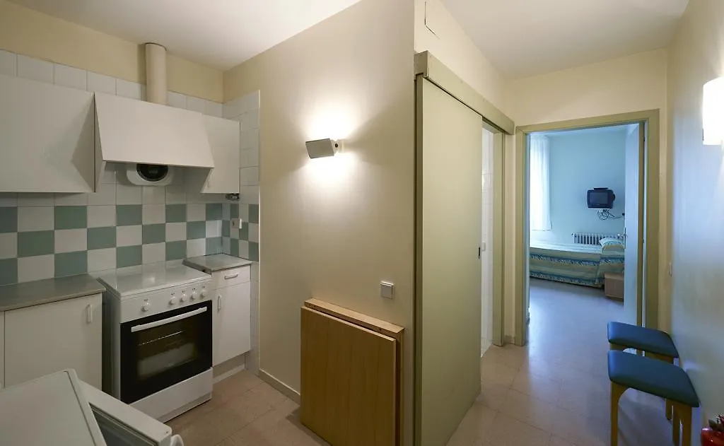 Apartment Apartamentos Montserrat Abat Marcet