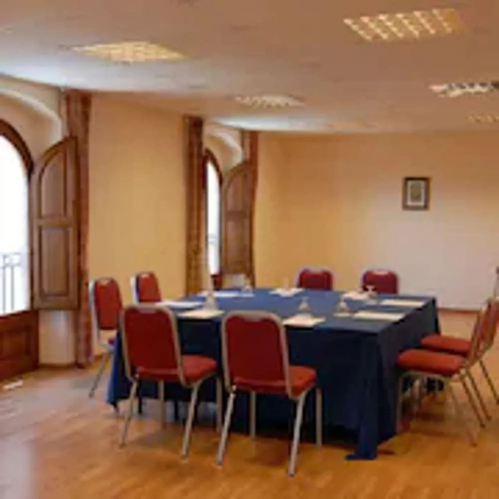 Apartamentos Montserrat Abat Marcet Apartment