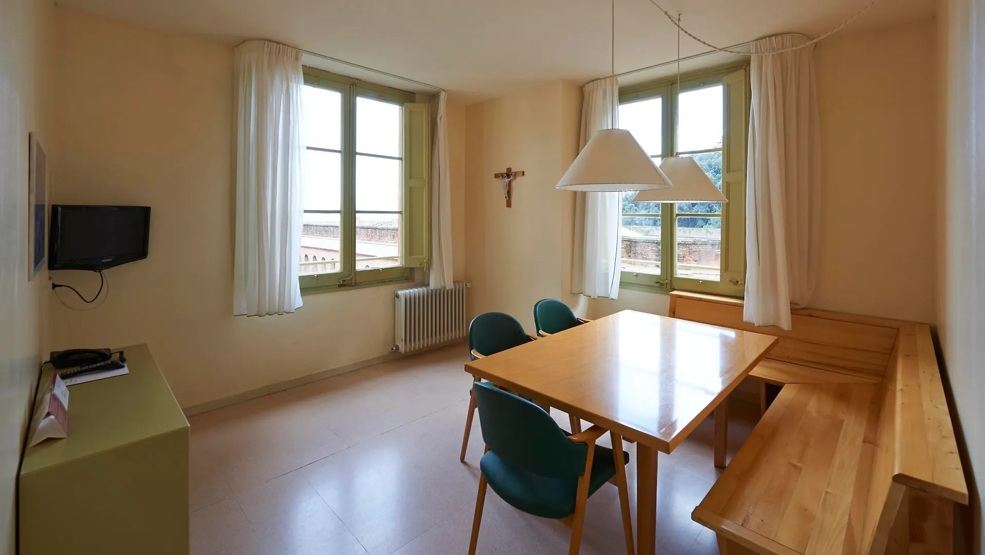 Apartamentos Montserrat Abat Marcet Apartment