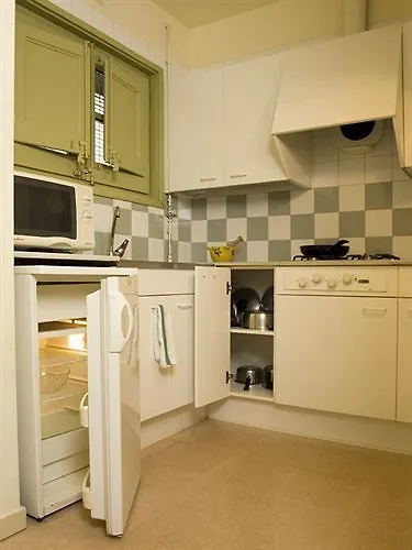 Apartment Apartamentos Montserrat Abat Marcet